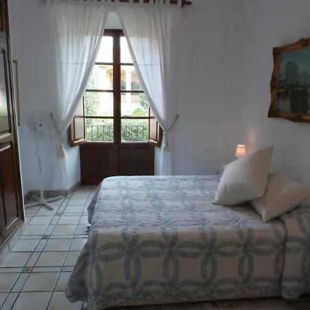 Luxury For 16 People With Seaview, Pool And Bbq Villa Palma de Mallorca