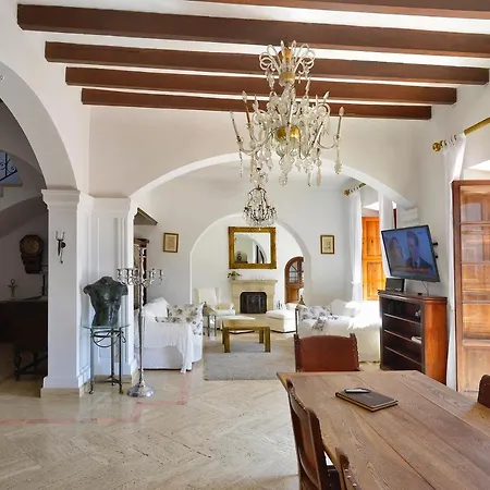 Luxury For 16 People With Seaview, Pool And Bbq Villa *